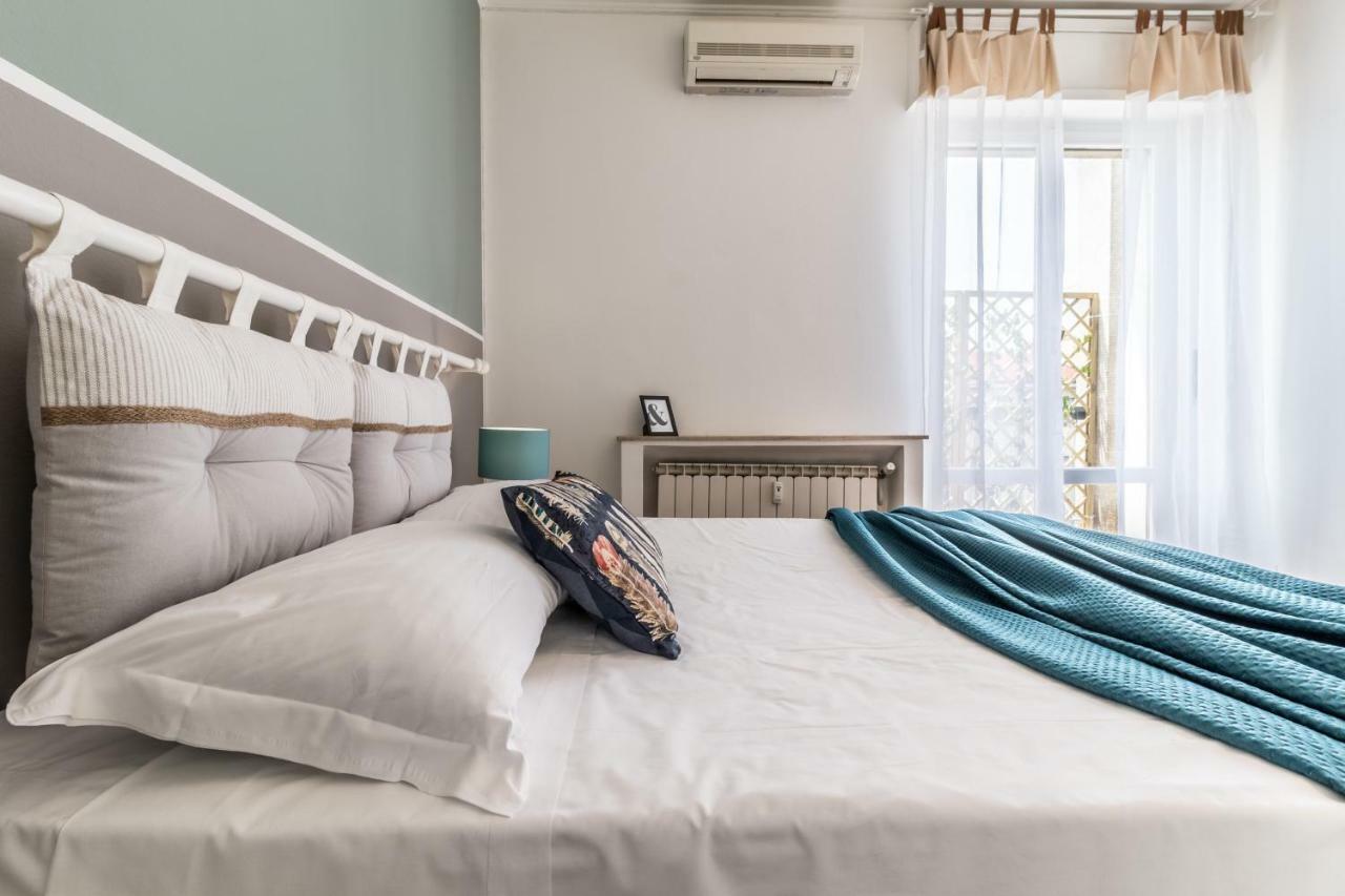Joivy Modern 1-Bed Flat With Balcony In Portello ميلان المظهر الخارجي الصورة